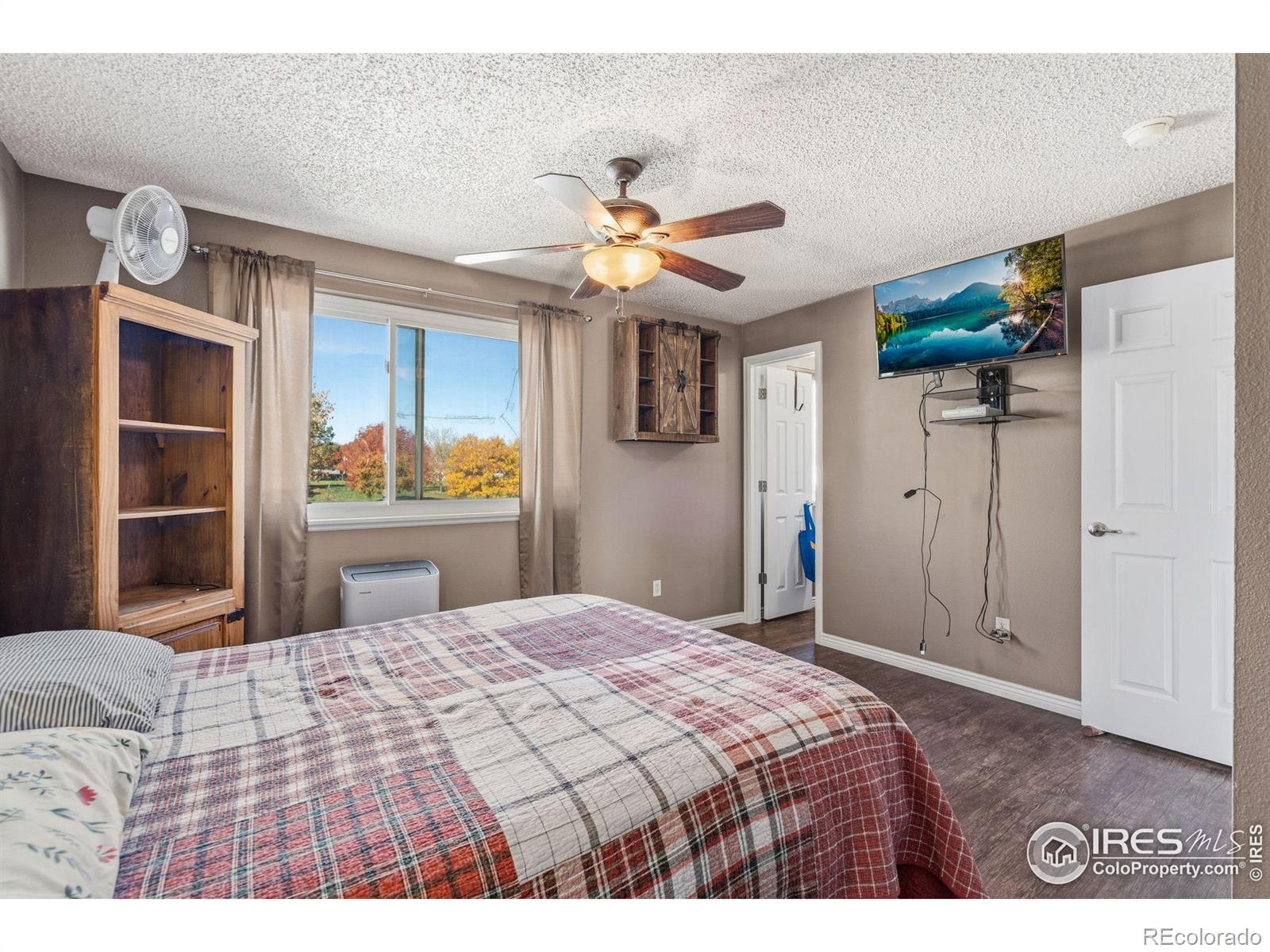 MLS Image #16 for 974 s dotsero drive,loveland, Colorado