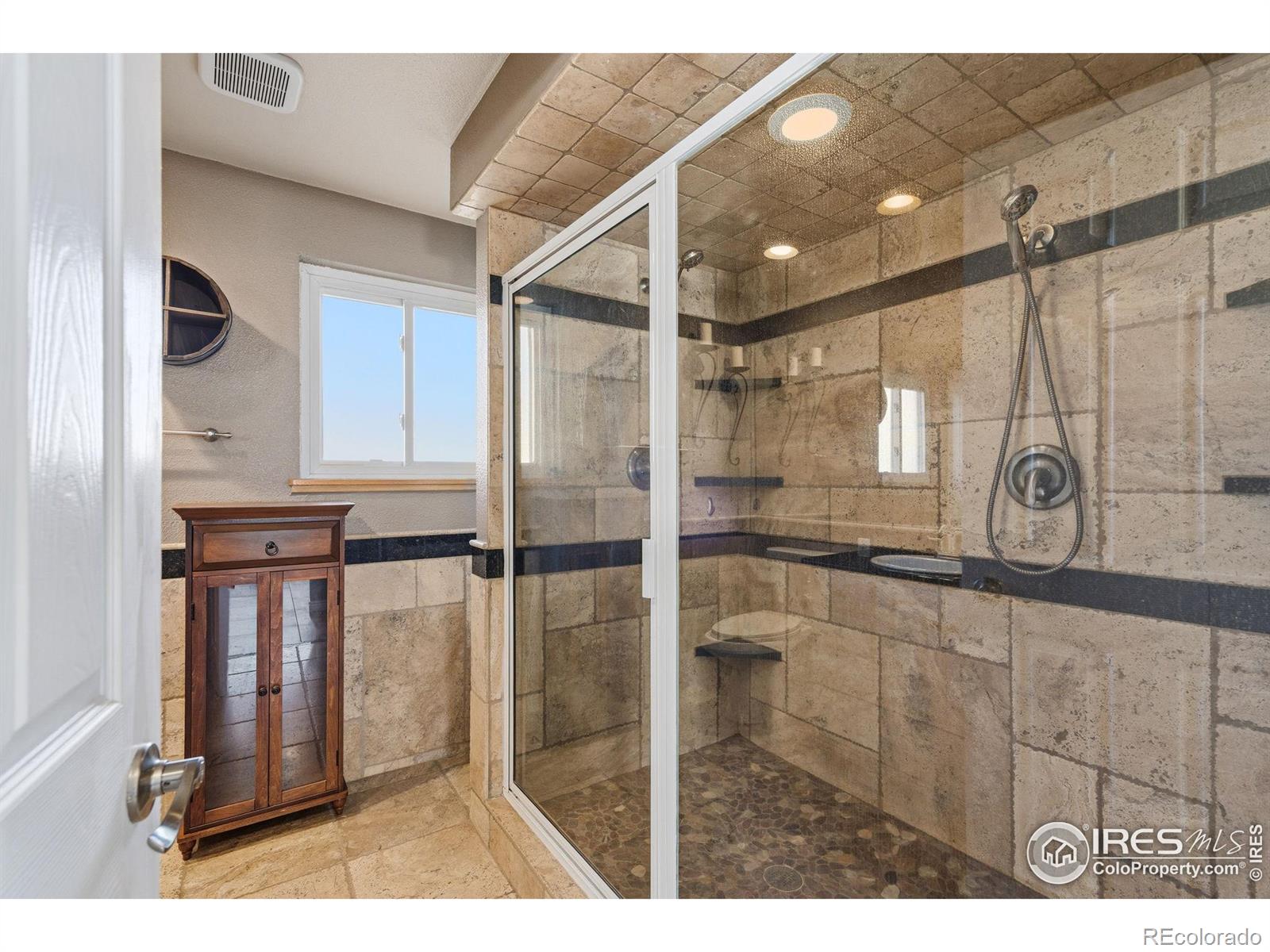 MLS Image #23 for 974 s dotsero drive,loveland, Colorado