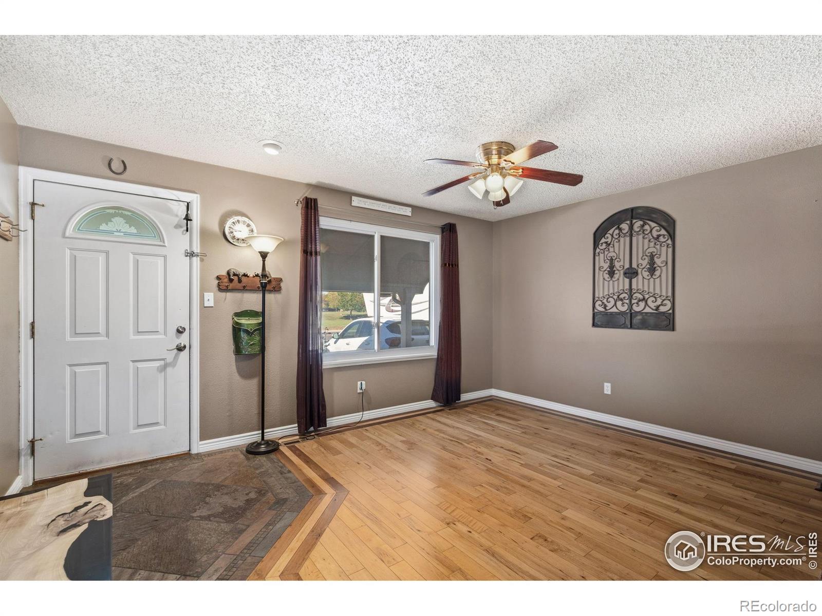 MLS Image #3 for 974 s dotsero drive,loveland, Colorado