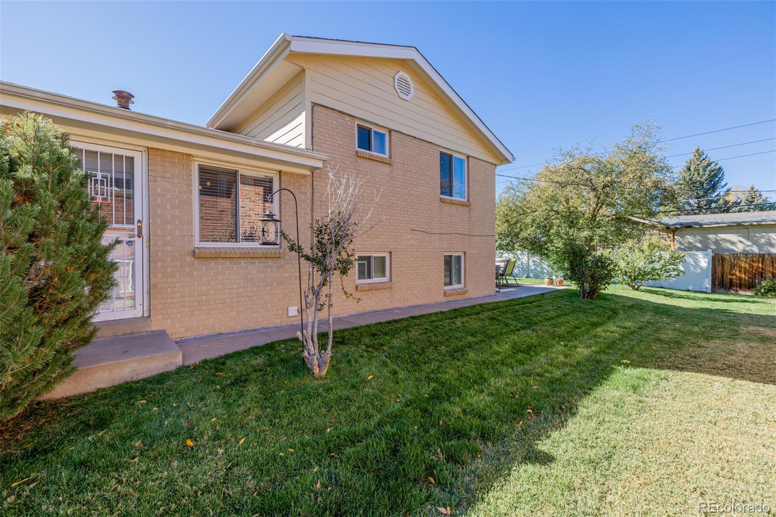 MLS Image #18 for 539  newark street,aurora, Colorado