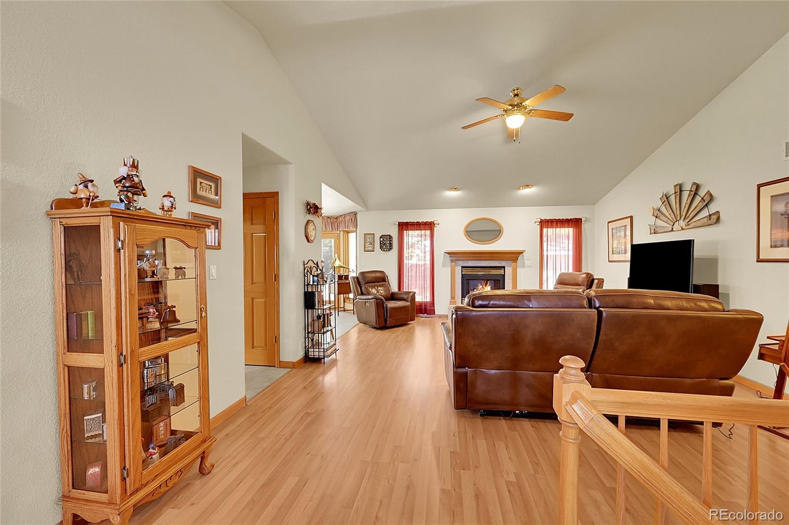 MLS Image #8 for 610 n 15th avenue,brighton, Colorado