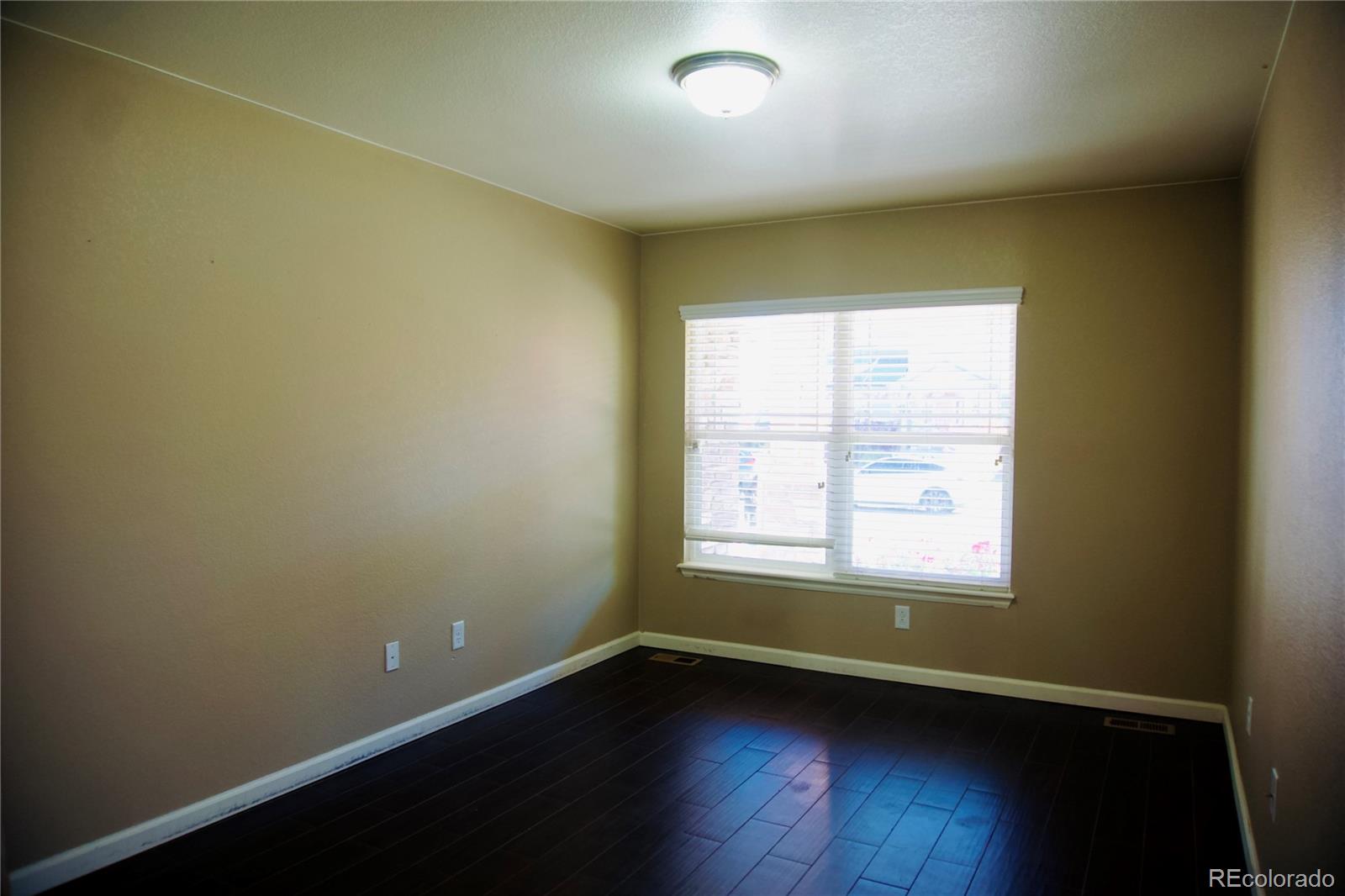 MLS Image #5 for 6277 n flanders street,aurora, Colorado