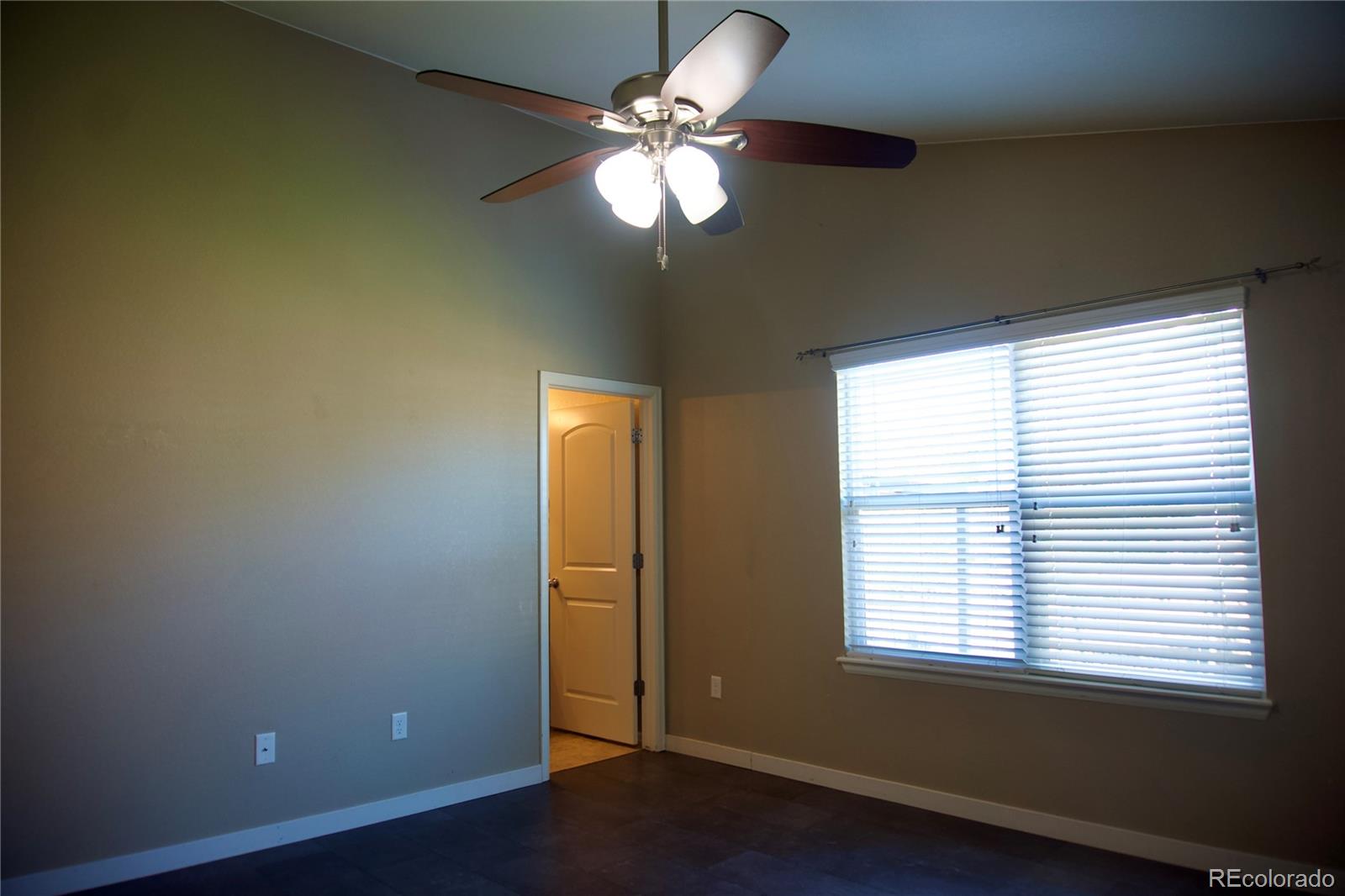 MLS Image #7 for 6277 n flanders street,aurora, Colorado