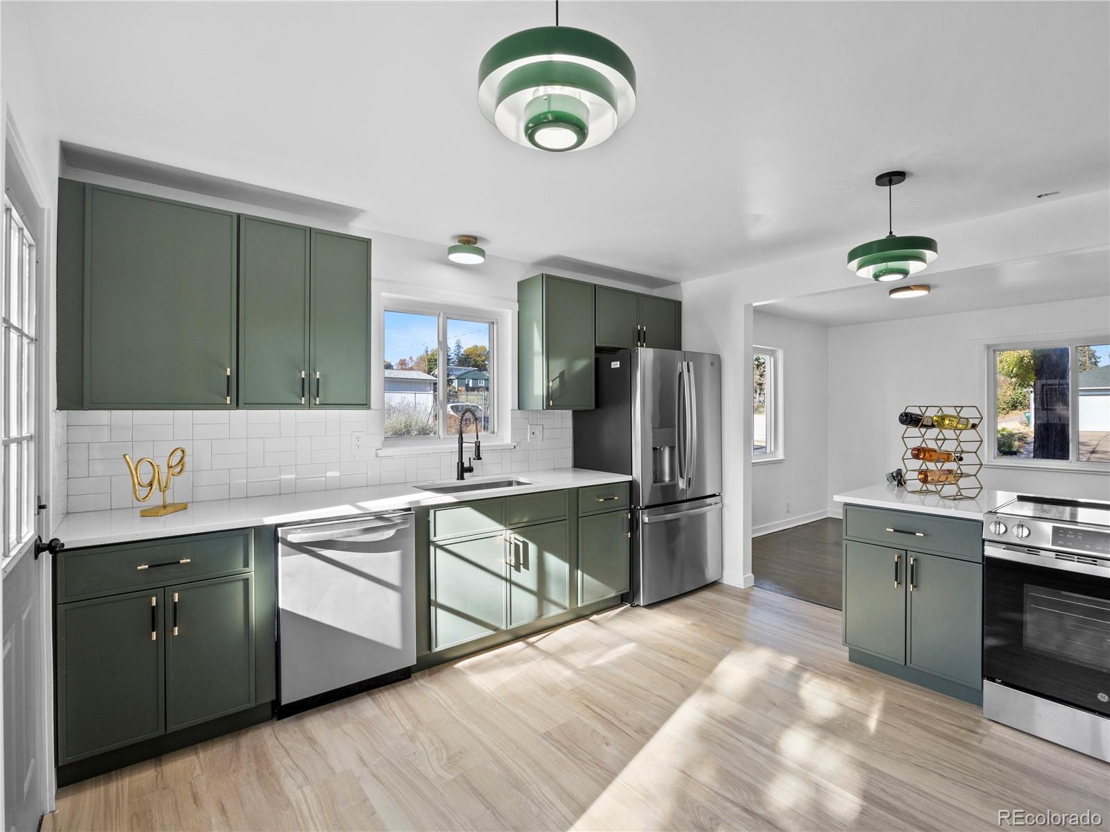 MLS Image #11 for 1448 w ohio avenue,denver, Colorado