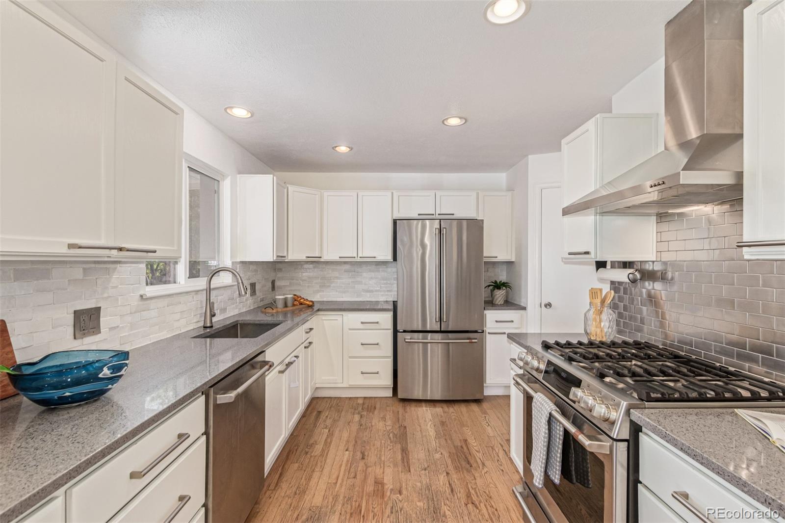 MLS Image #7 for 5132 s newton street,littleton, Colorado