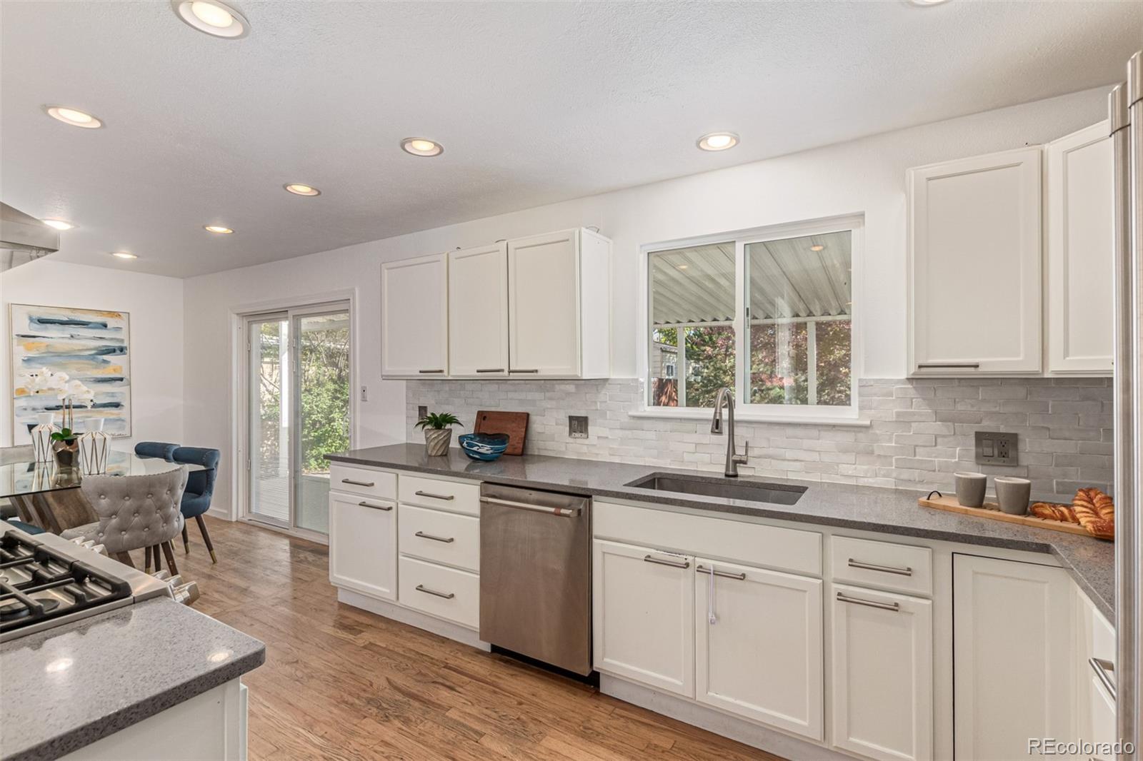 MLS Image #8 for 5132 s newton street,littleton, Colorado