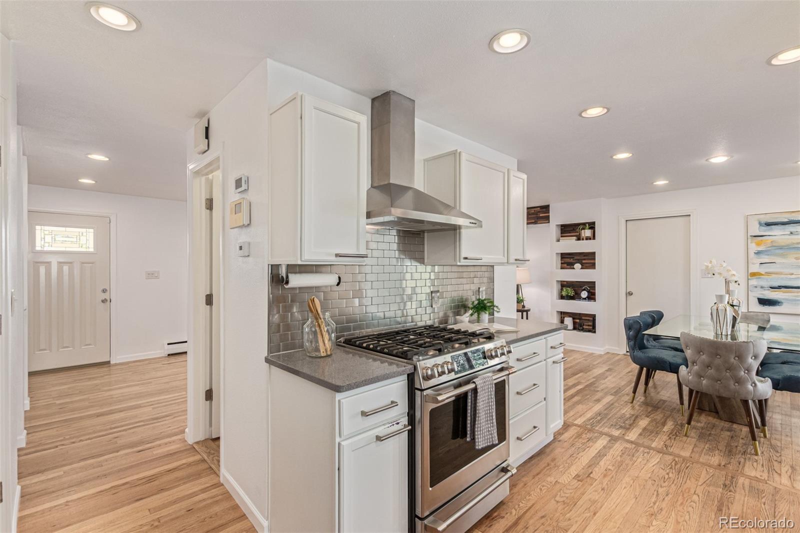 MLS Image #9 for 5132 s newton street,littleton, Colorado