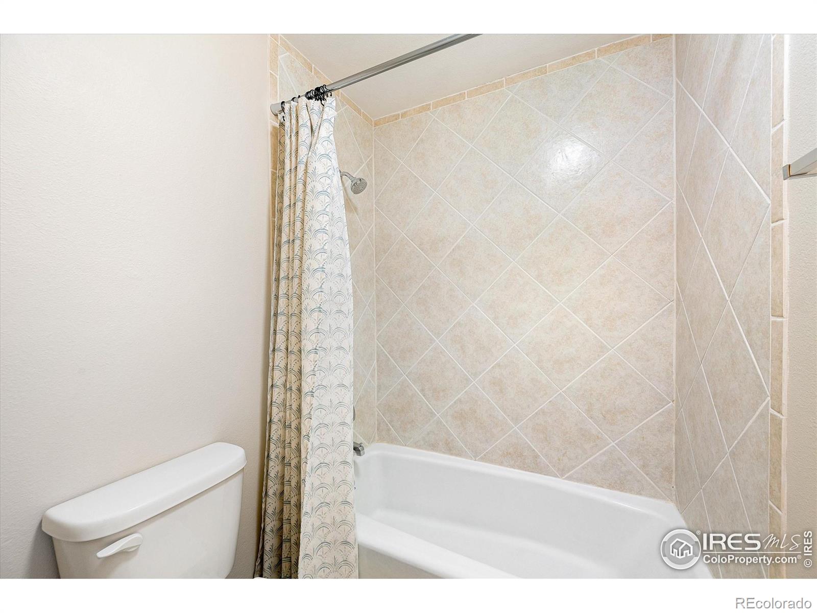 MLS Image #18 for 1730  palm drive,fort collins, Colorado