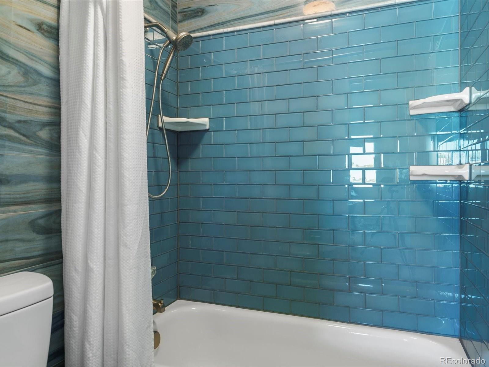 MLS Image #13 for 2835 s monaco parkway 1-105,denver, Colorado