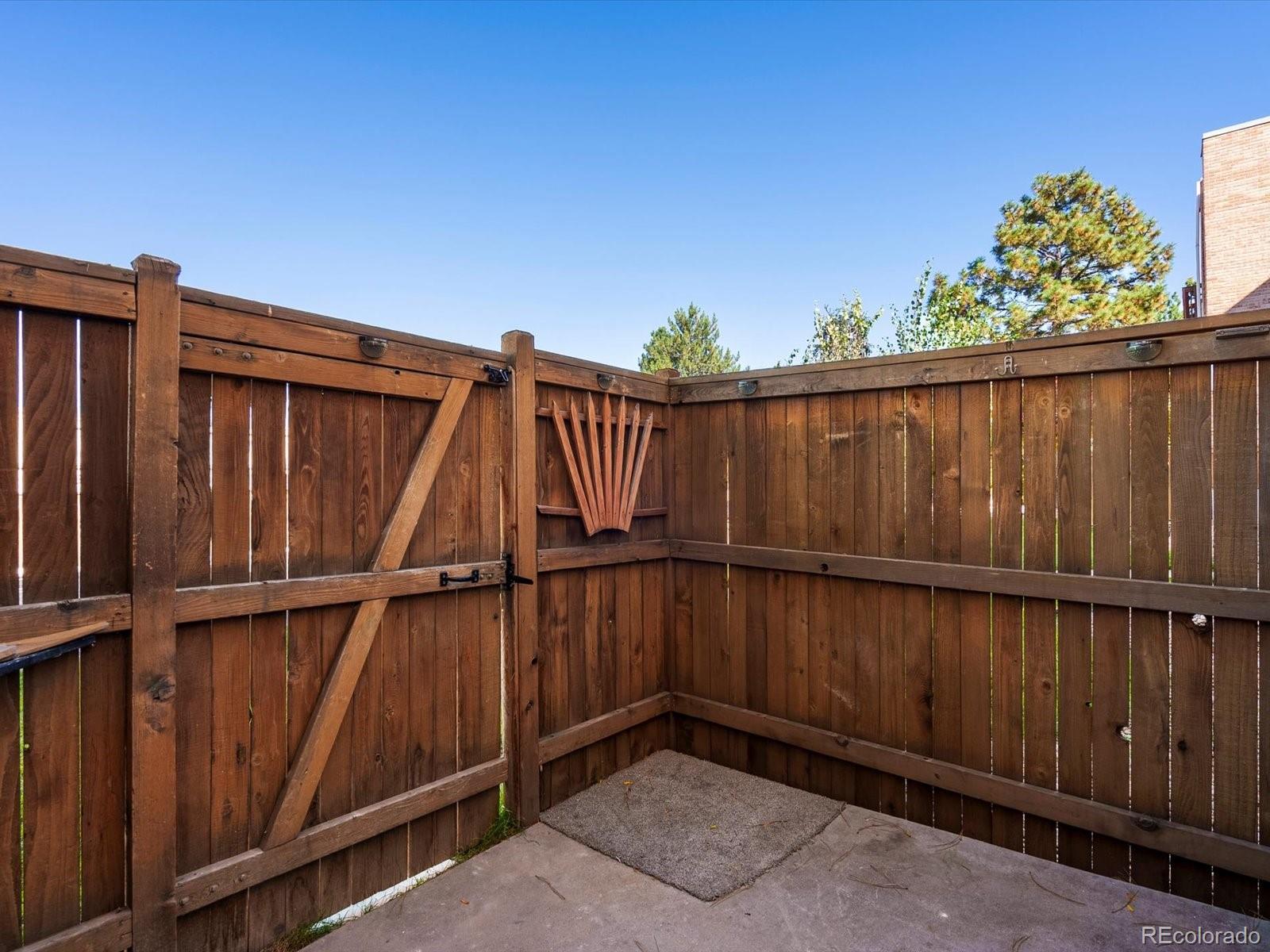 MLS Image #17 for 2835 s monaco parkway 1-105,denver, Colorado