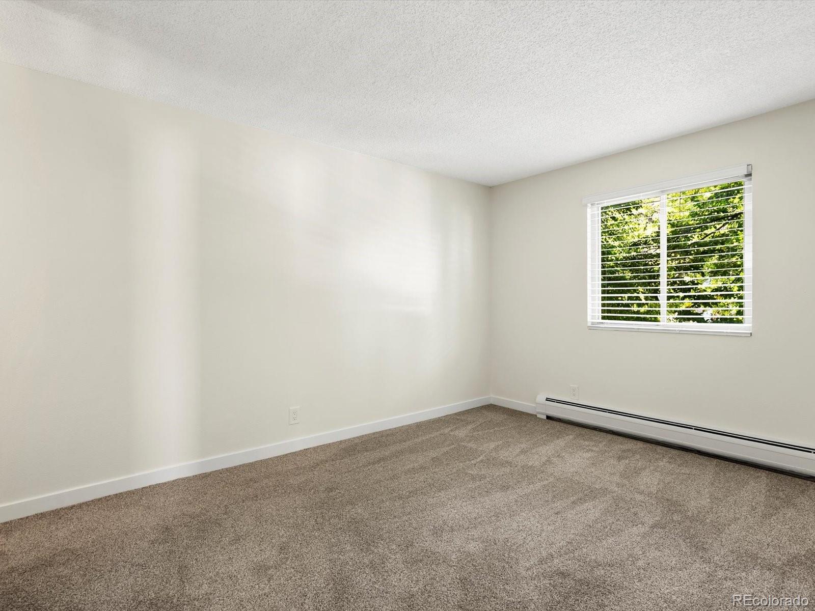 MLS Image #6 for 2835 s monaco parkway 1-105,denver, Colorado