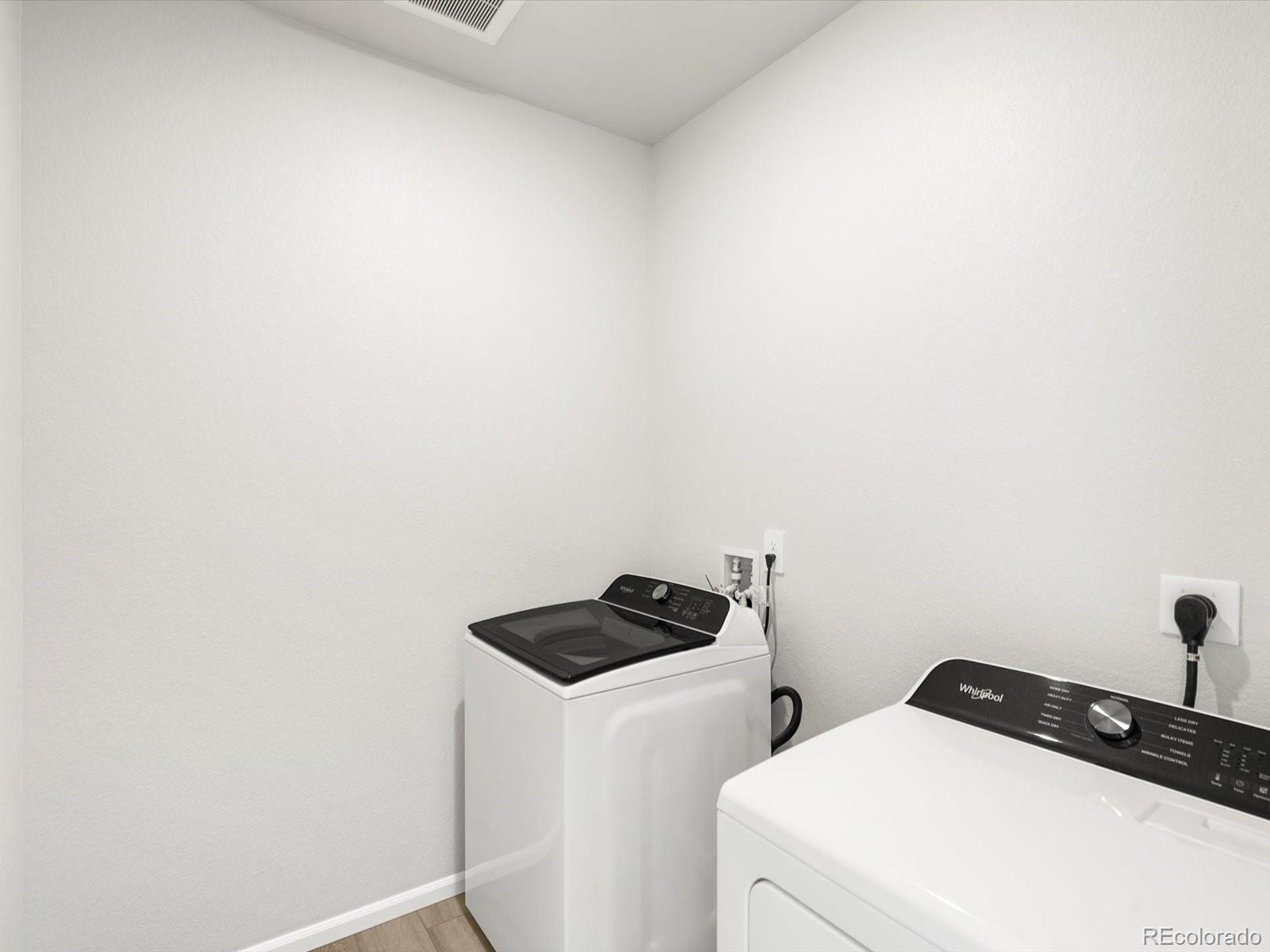 MLS Image #37 for 1617  yampa river drive,windsor, Colorado