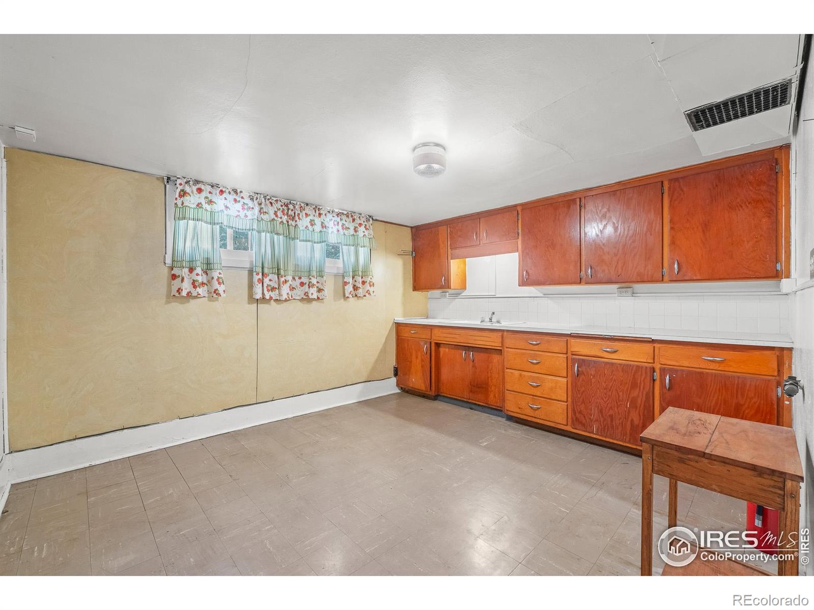 MLS Image #27 for 1817  12th avenue,greeley, Colorado