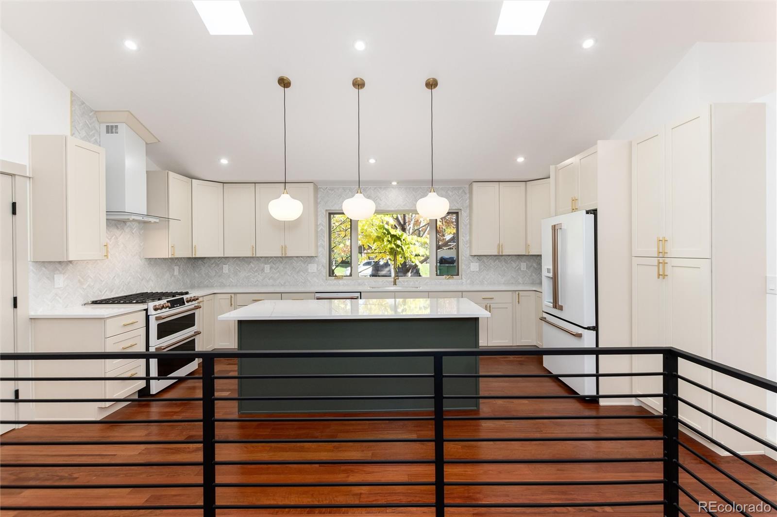 MLS Image #15 for 3001 s steele street,denver, Colorado