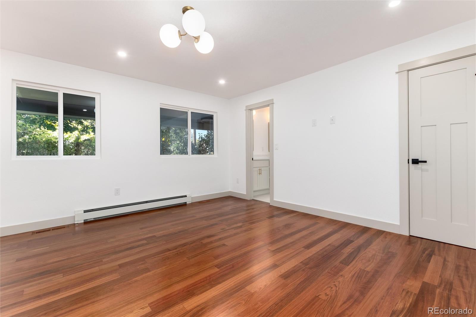 MLS Image #23 for 3001 s steele street,denver, Colorado