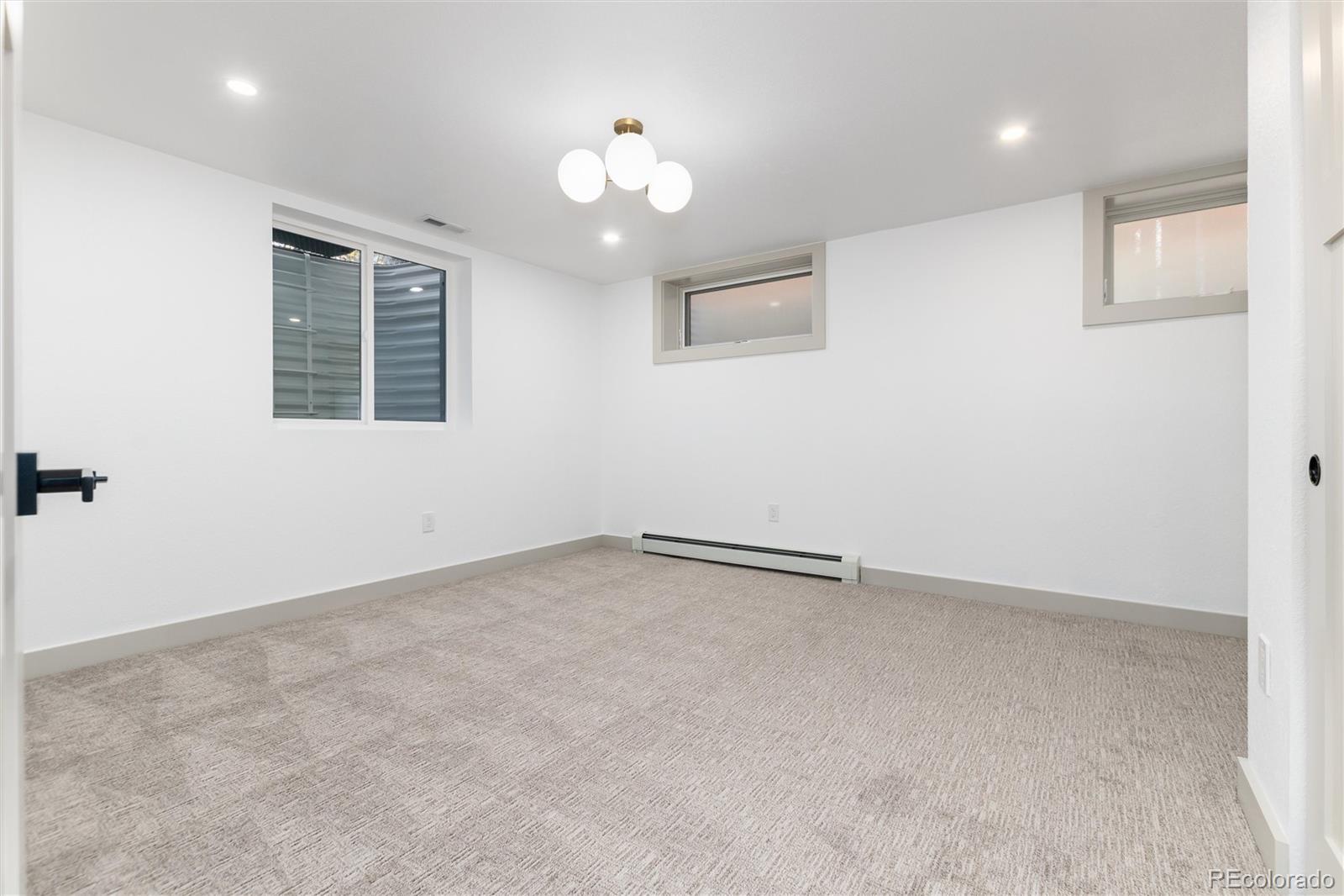 MLS Image #34 for 3001 s steele street,denver, Colorado