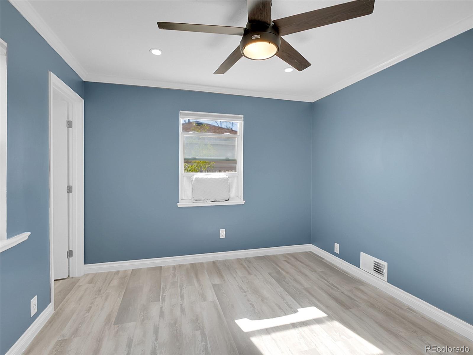 MLS Image #13 for 820  lansing street,aurora, Colorado
