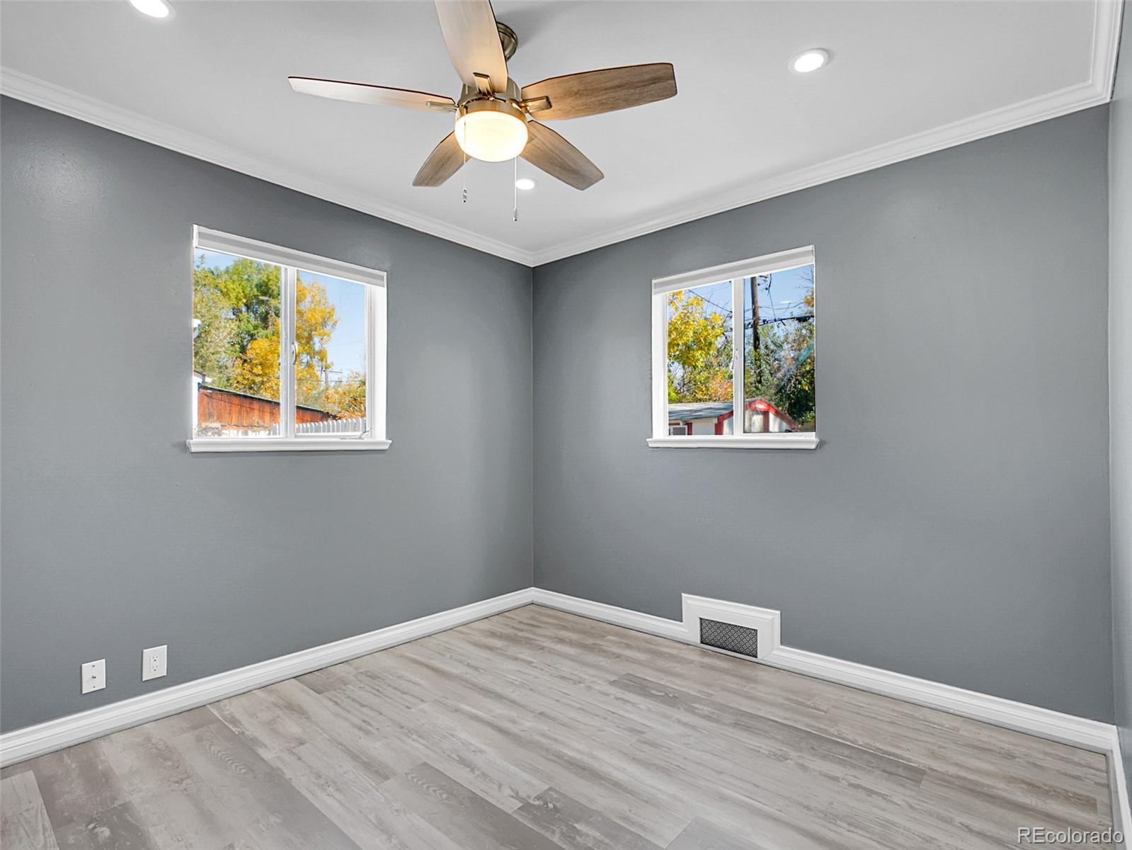 MLS Image #17 for 820  lansing street,aurora, Colorado