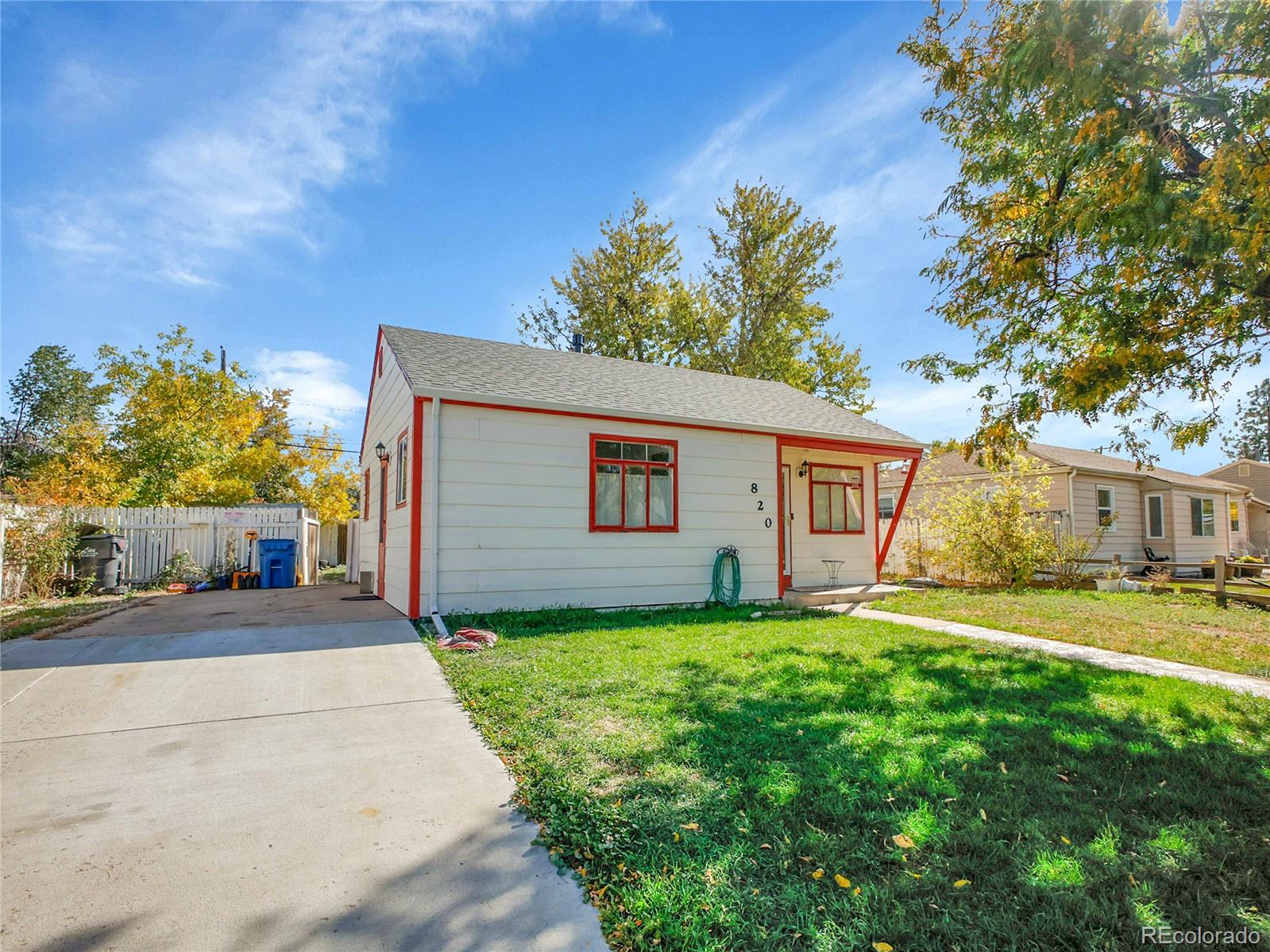 MLS Image #2 for 820  lansing street,aurora, Colorado