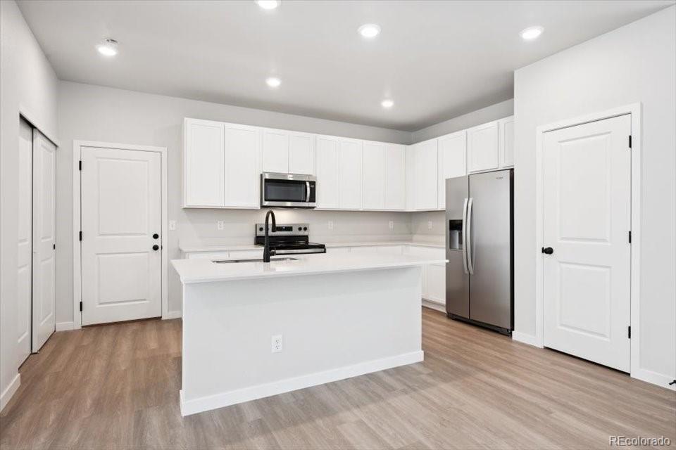 MLS Image #2 for 22746 e 47th place,aurora, Colorado