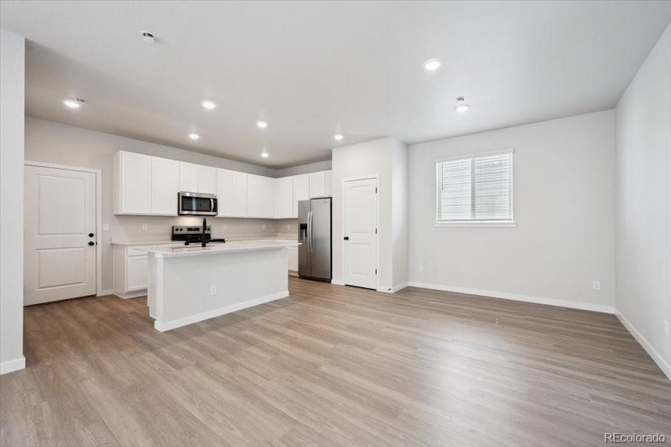 MLS Image #5 for 22746 e 47th place,aurora, Colorado
