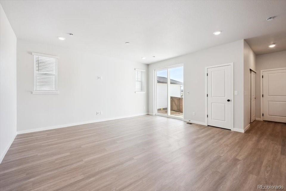 MLS Image #7 for 22746 e 47th place,aurora, Colorado