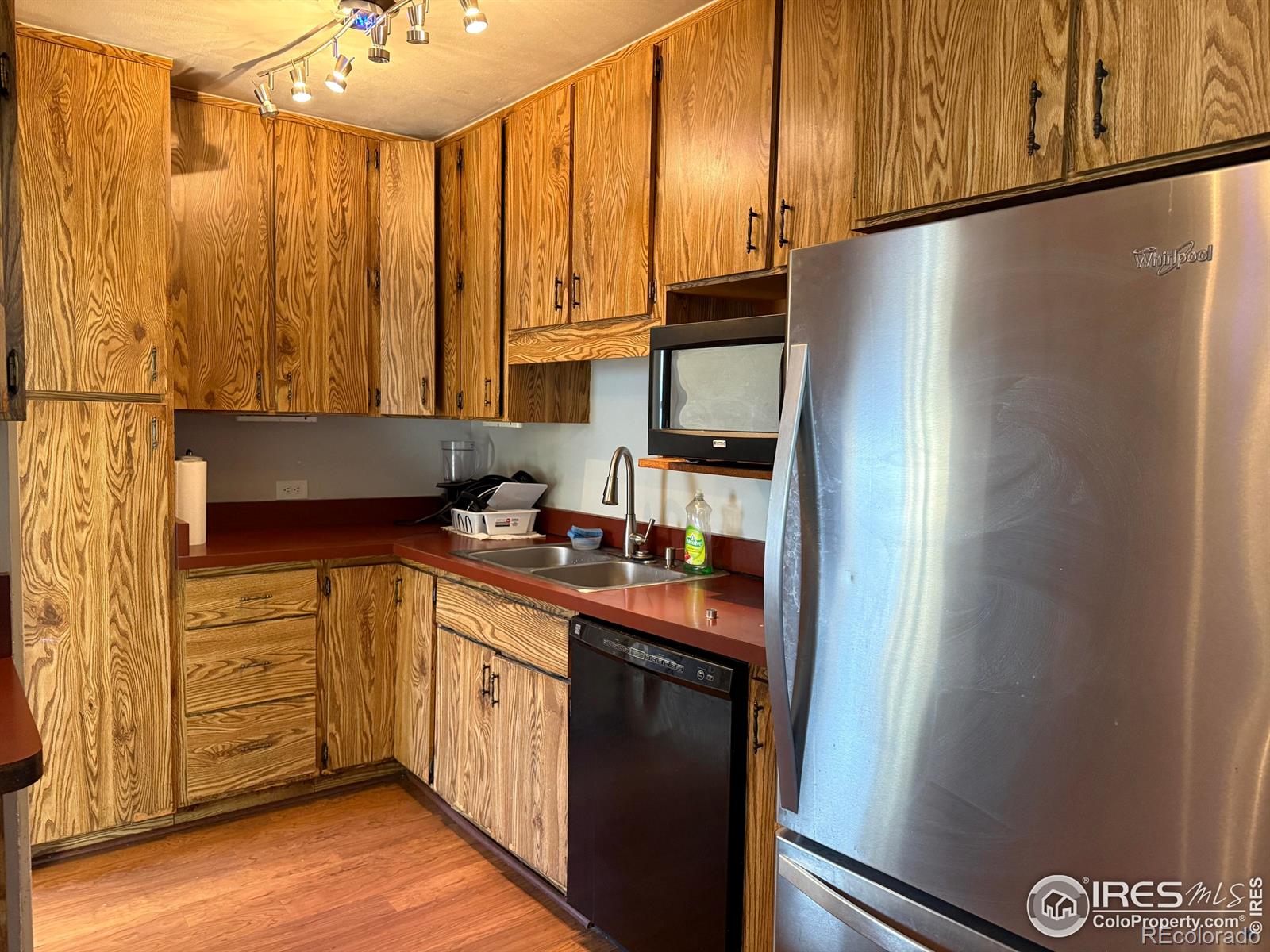 MLS Image #10 for 936  meade street,denver, Colorado