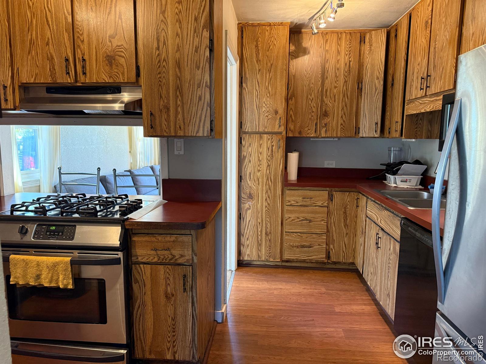 MLS Image #9 for 936  meade street,denver, Colorado