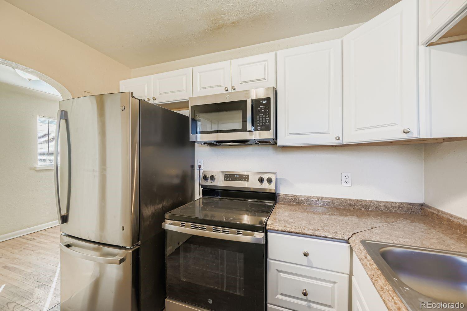 MLS Image #4 for 3690  magnolia street,denver, Colorado
