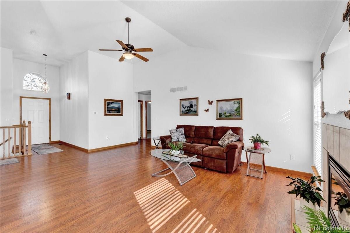 MLS Image #5 for 640  florence avenue,firestone, Colorado