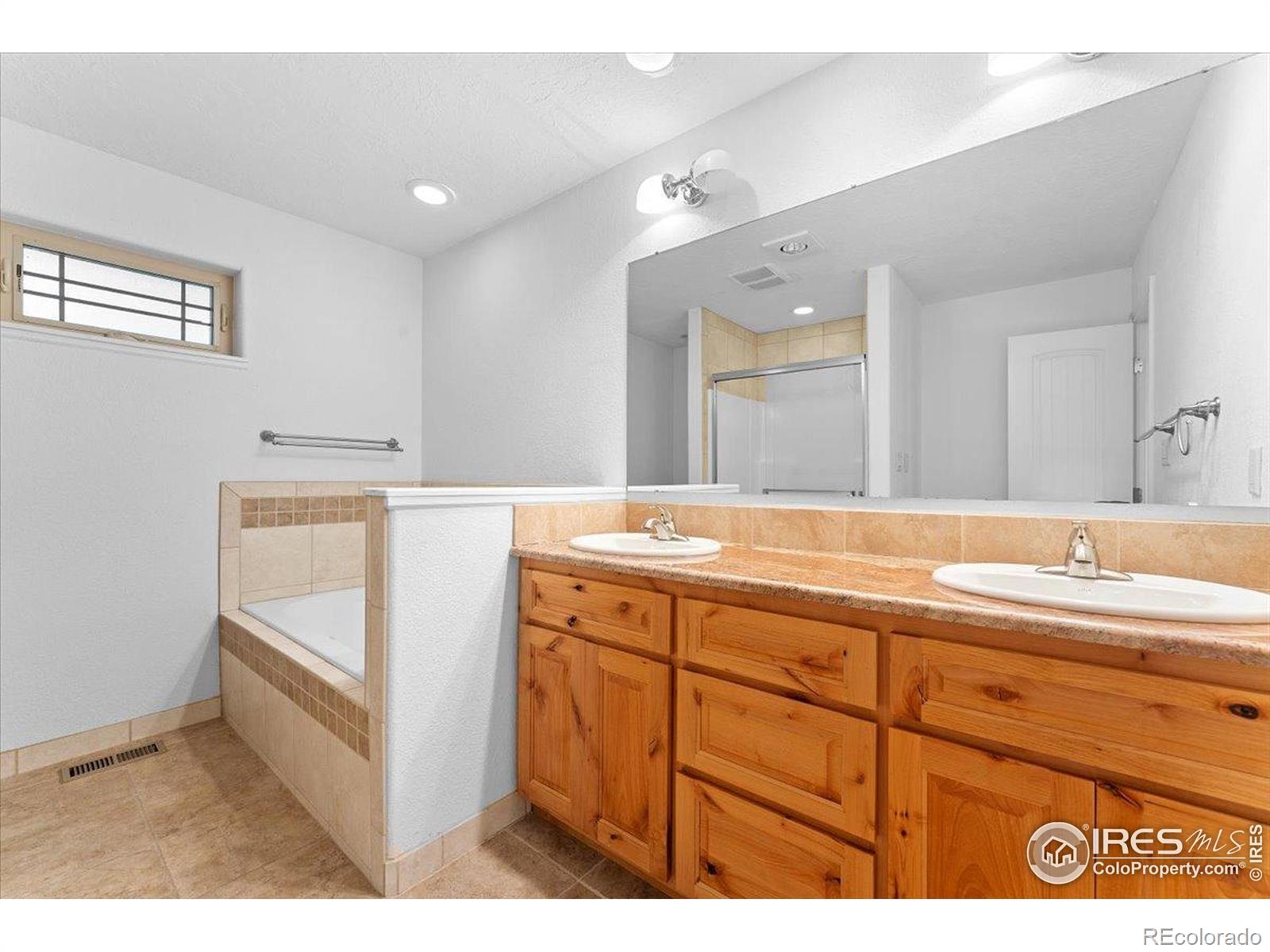 MLS Image #20 for 33180  pikes peak drive,greeley, Colorado