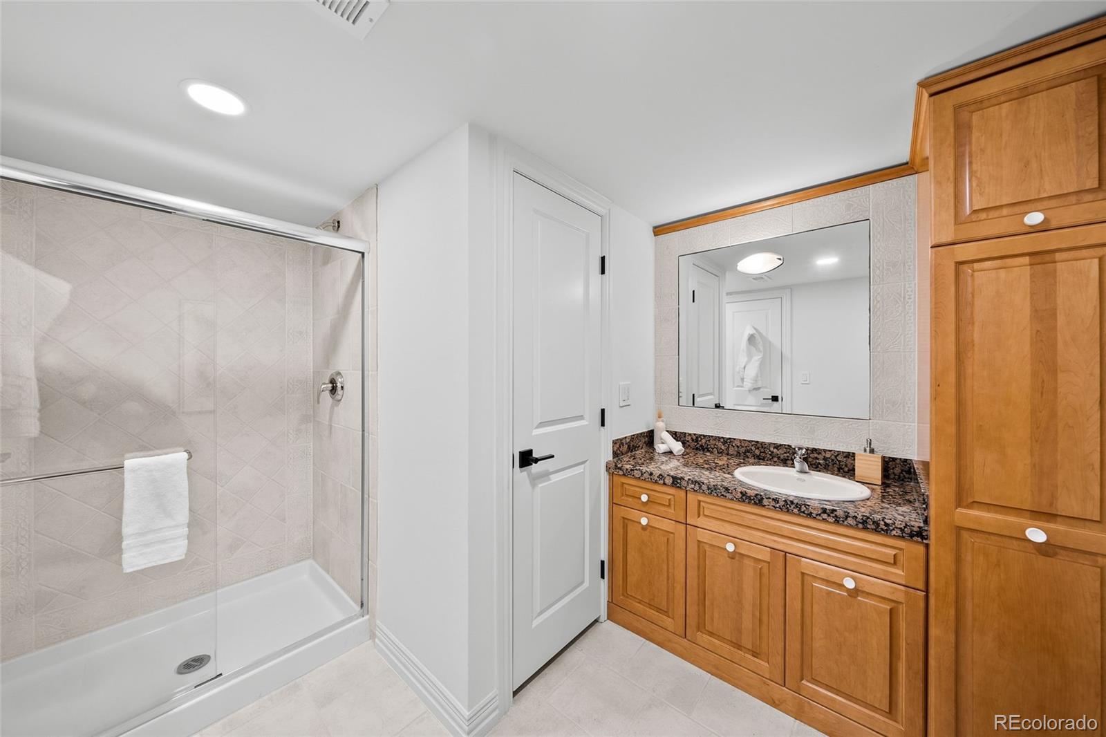 MLS Image #33 for 274  vine street,denver, Colorado
