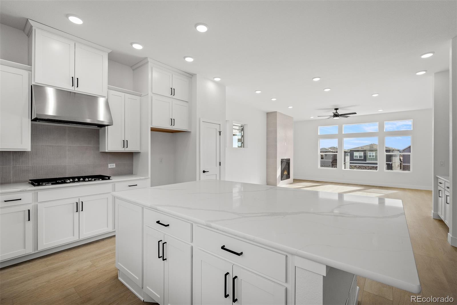 MLS Image #11 for 4444  peak crest view,colorado springs, Colorado