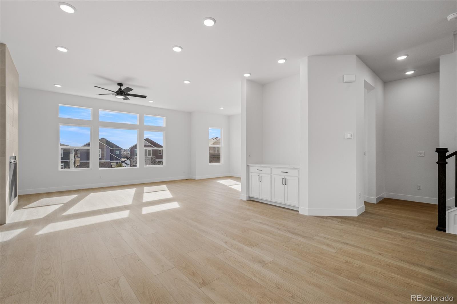 MLS Image #13 for 4444  peak crest view,colorado springs, Colorado