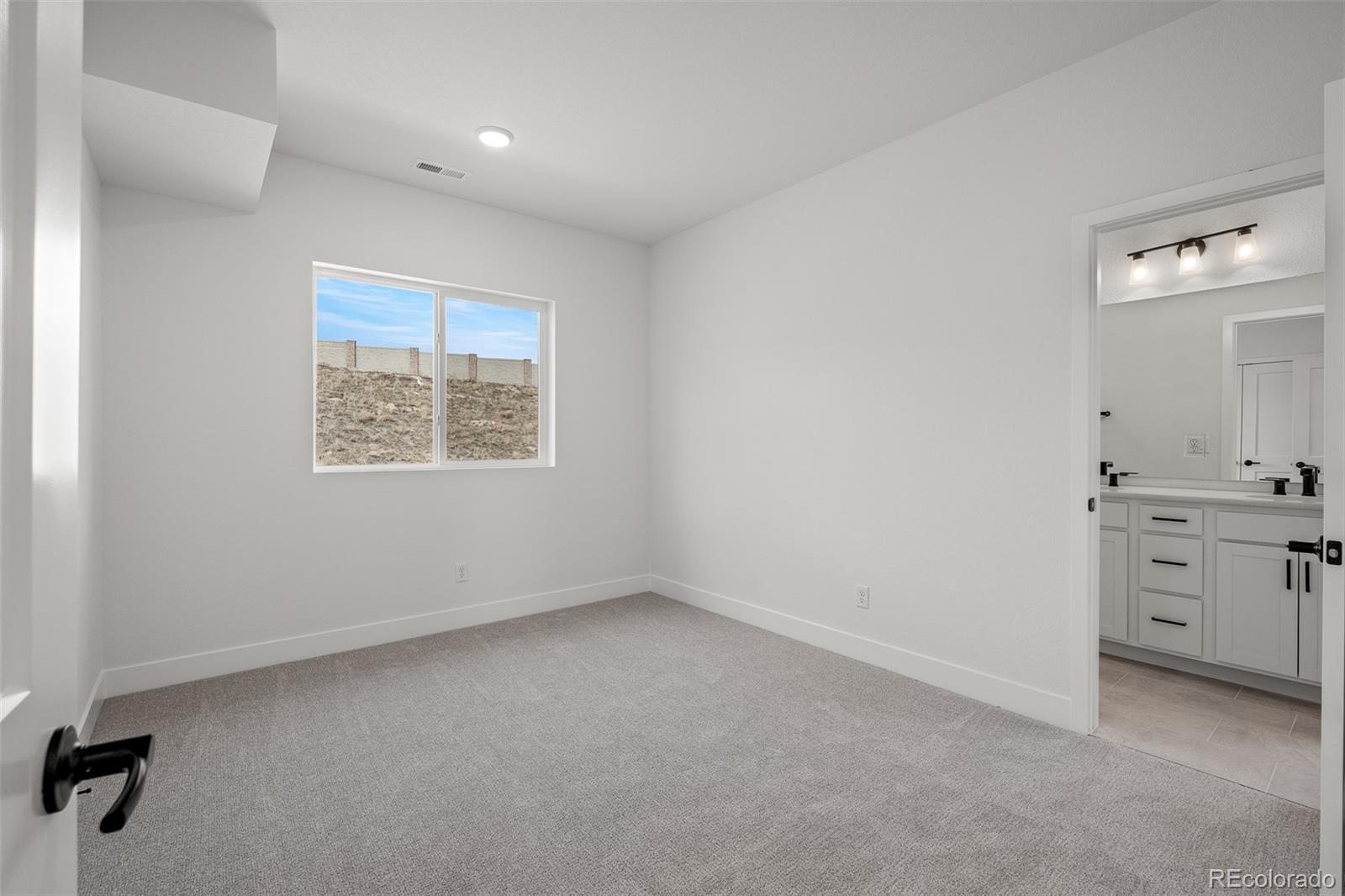 MLS Image #28 for 4444  peak crest view,colorado springs, Colorado