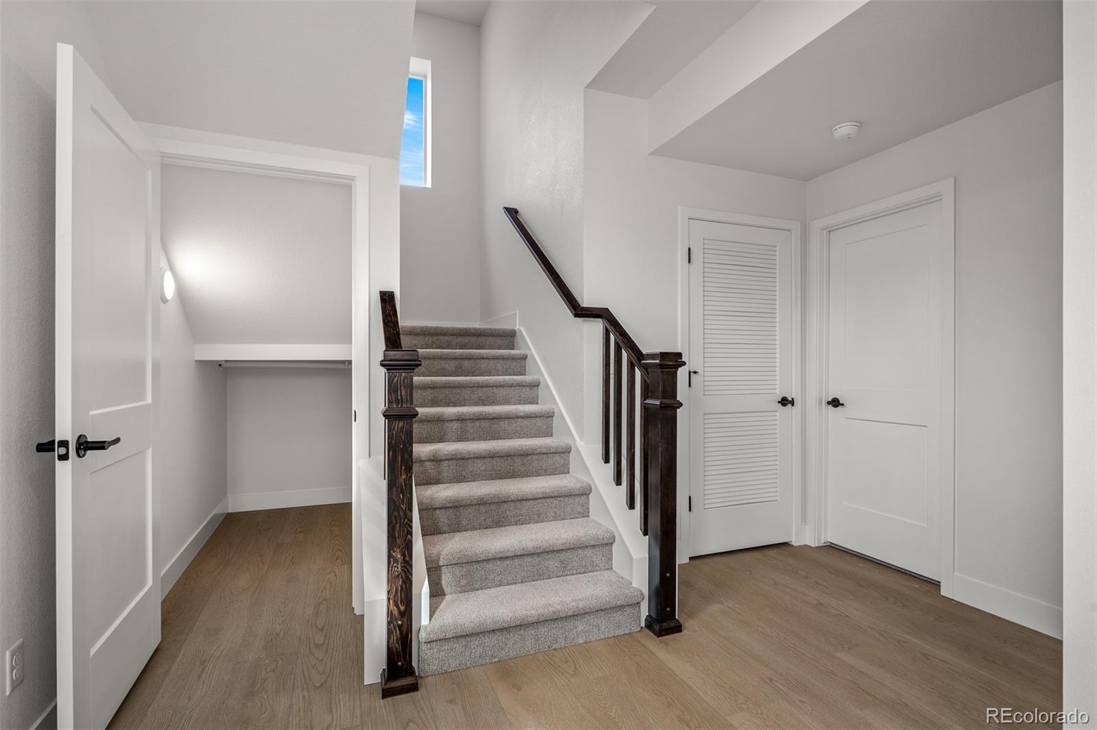 MLS Image #3 for 4444  peak crest view,colorado springs, Colorado