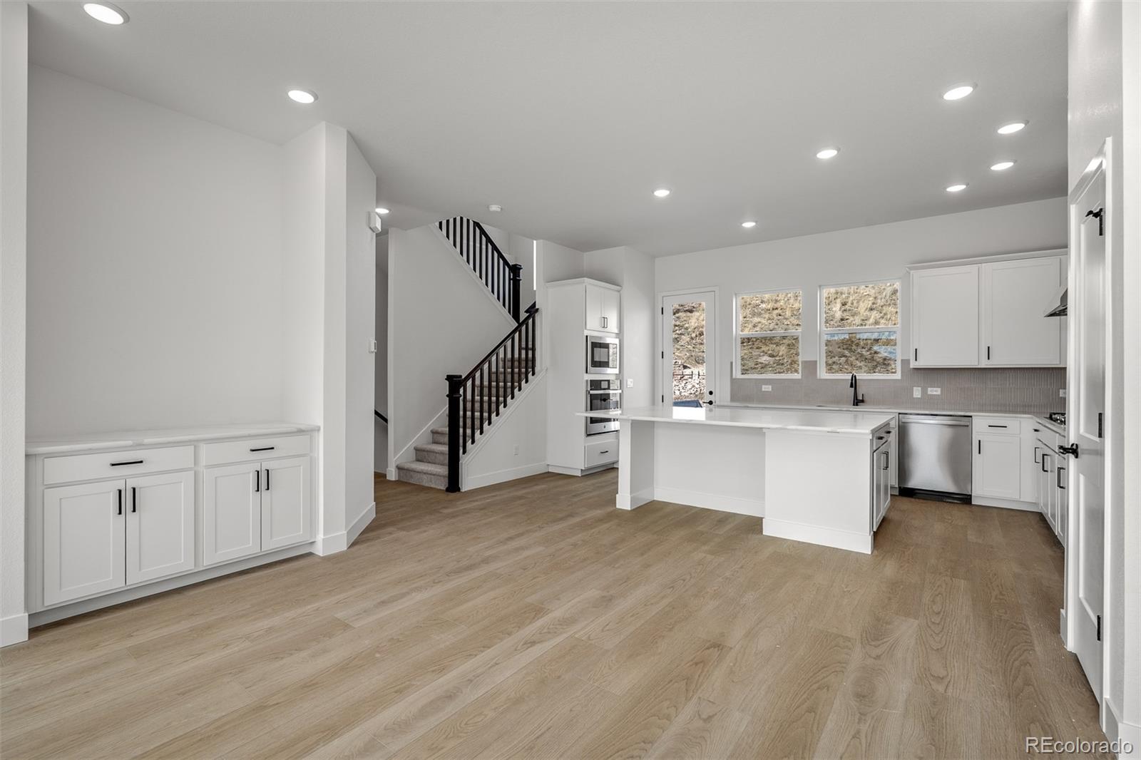 MLS Image #4 for 4444  peak crest view,colorado springs, Colorado