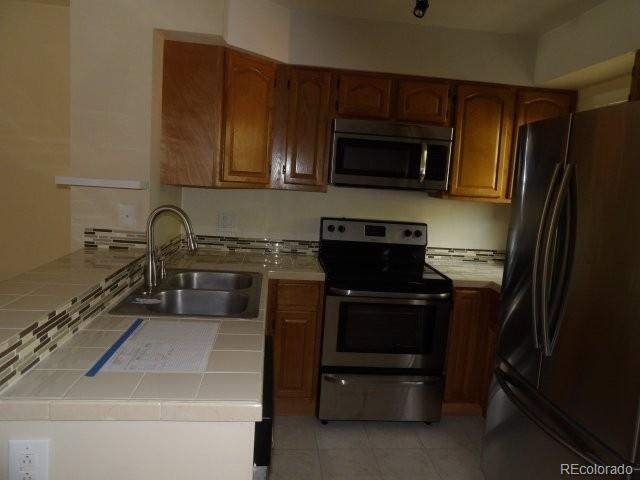 MLS Image #7 for 15475 e louisiana avenue,aurora, Colorado