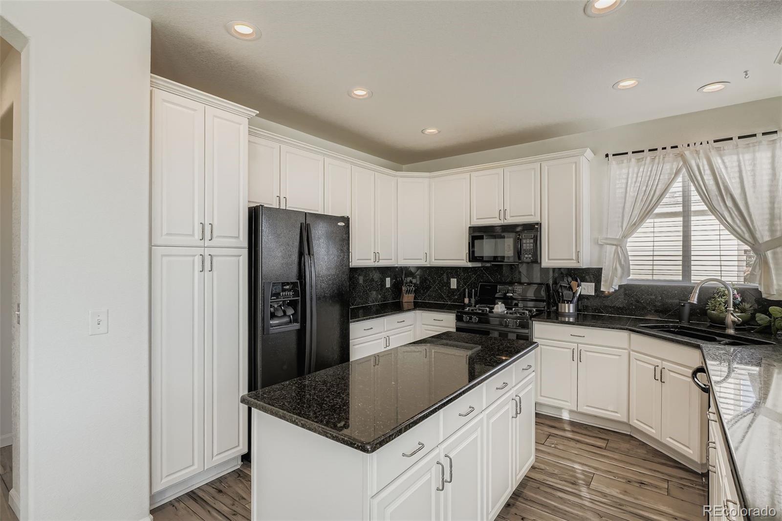 MLS Image #8 for 11352  leyden street,thornton, Colorado