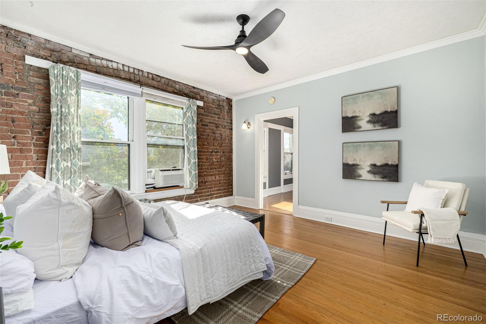 MLS Image #14 for 1057 n emerson street b,denver, Colorado