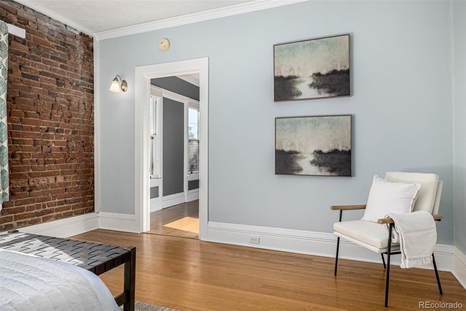 MLS Image #18 for 1057 n emerson street b,denver, Colorado