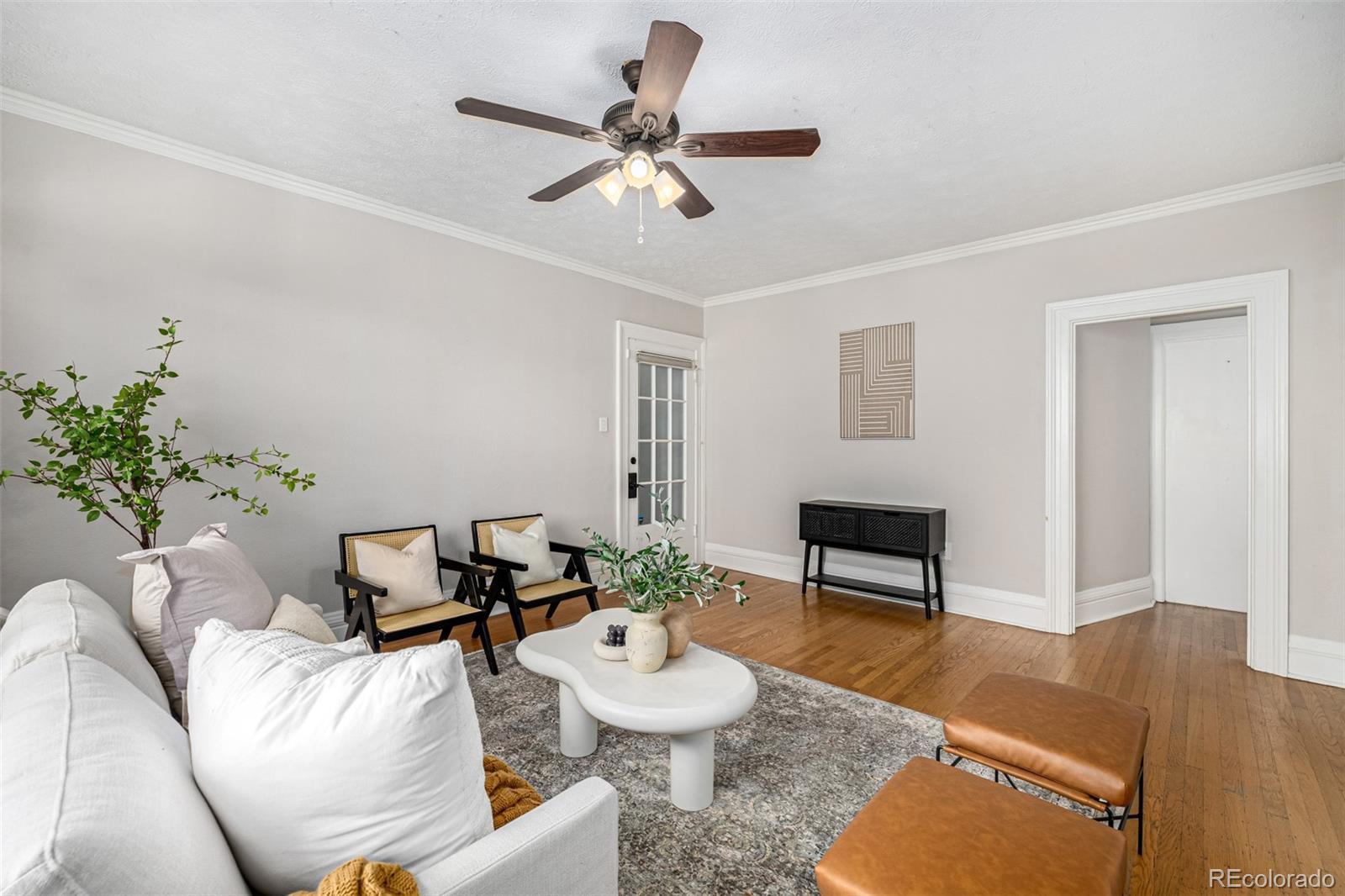MLS Image #3 for 1057 n emerson street b,denver, Colorado
