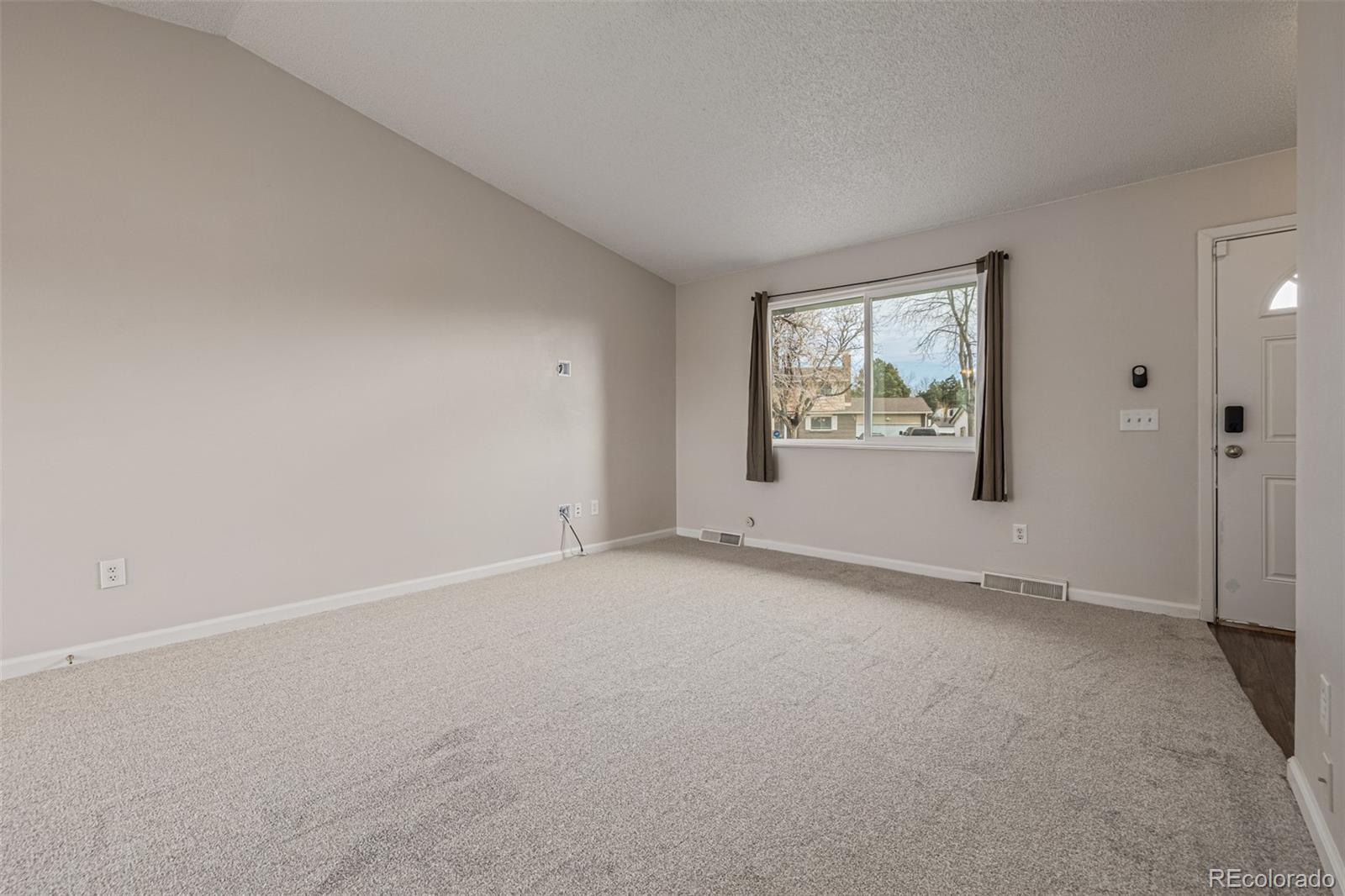 MLS Image #10 for 16845 e asbury avenue,aurora, Colorado