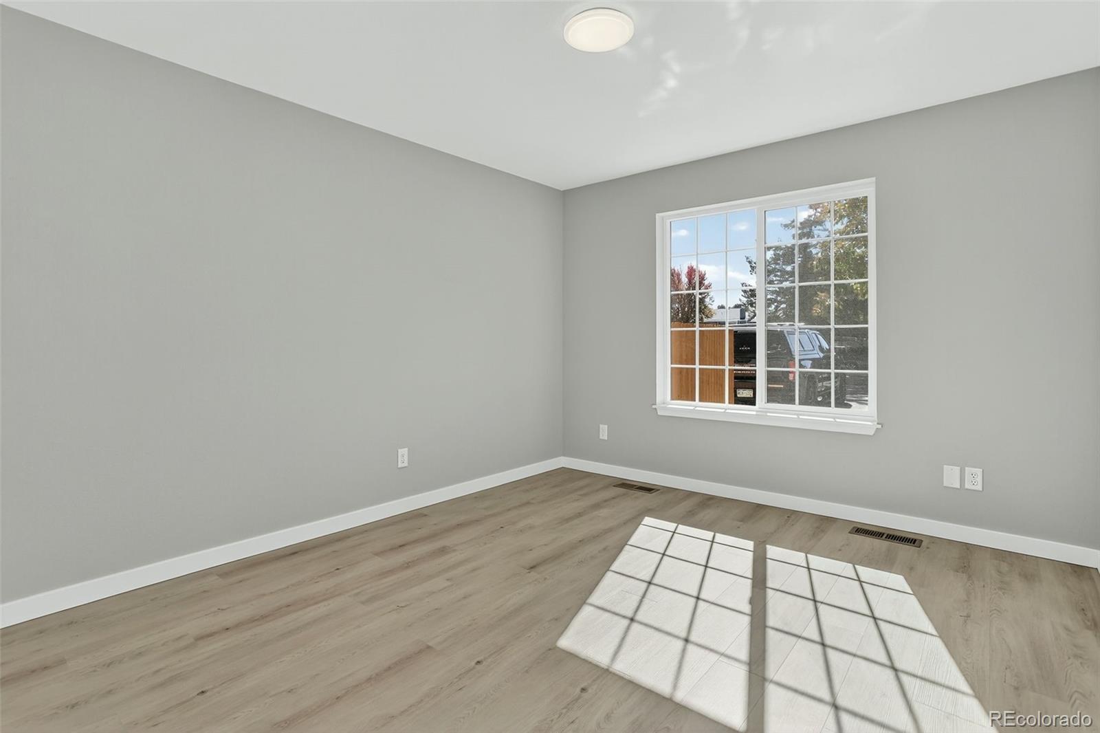 MLS Image #17 for 2301 e fremont avenue s02,centennial, Colorado