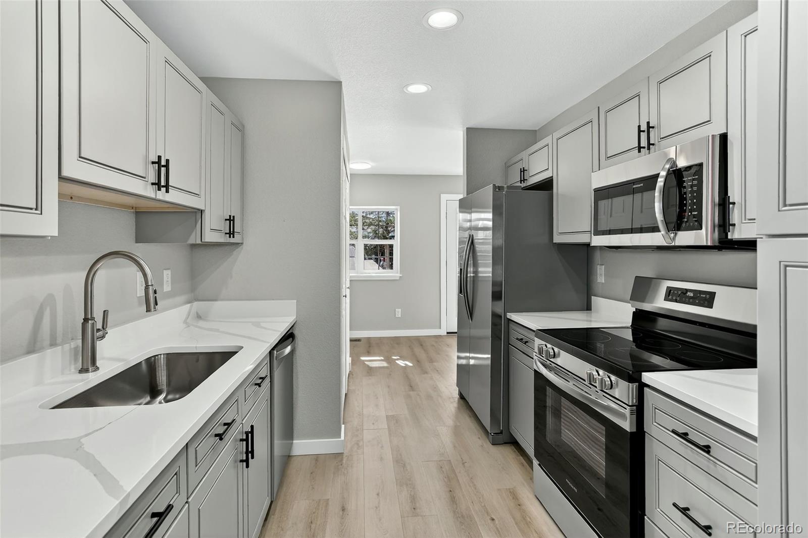 MLS Image #7 for 2301 e fremont avenue s02,centennial, Colorado