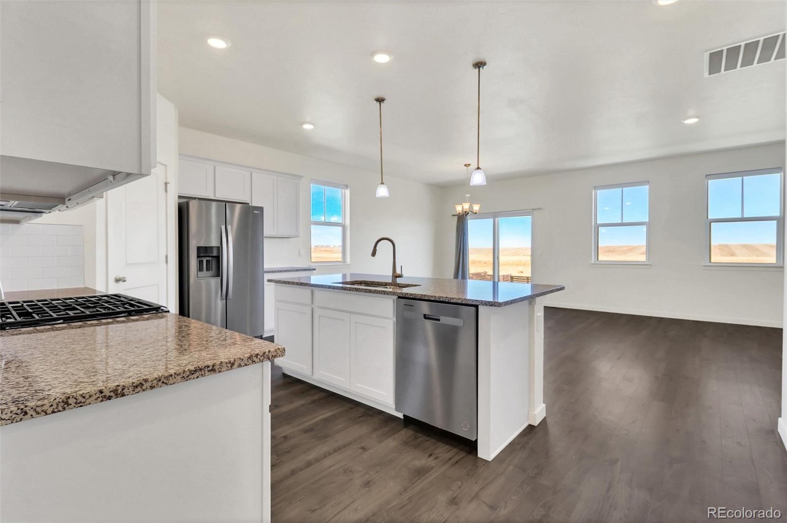 MLS Image #12 for 108 s waterloo street,aurora, Colorado