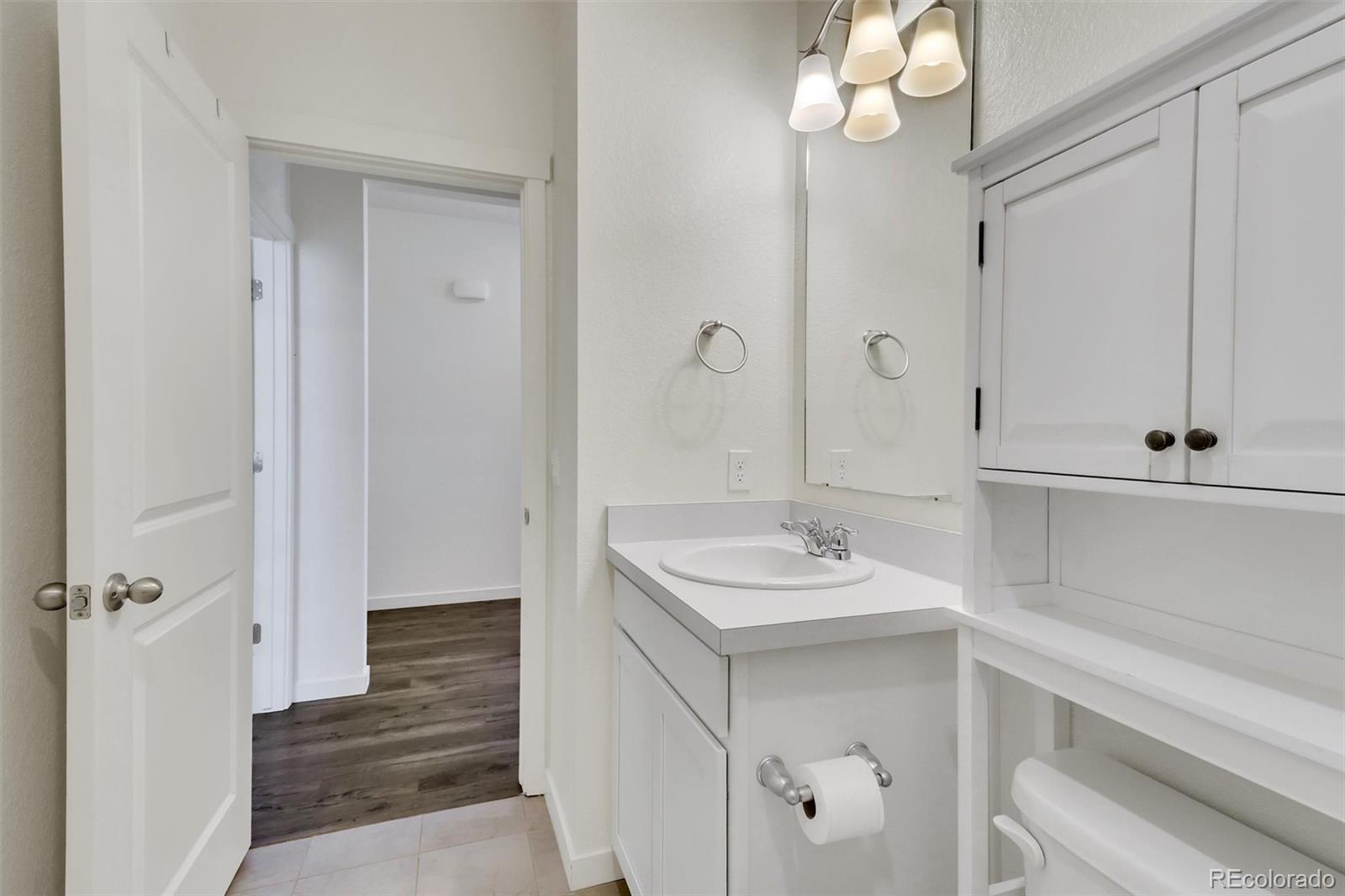 MLS Image #22 for 108 s waterloo street,aurora, Colorado