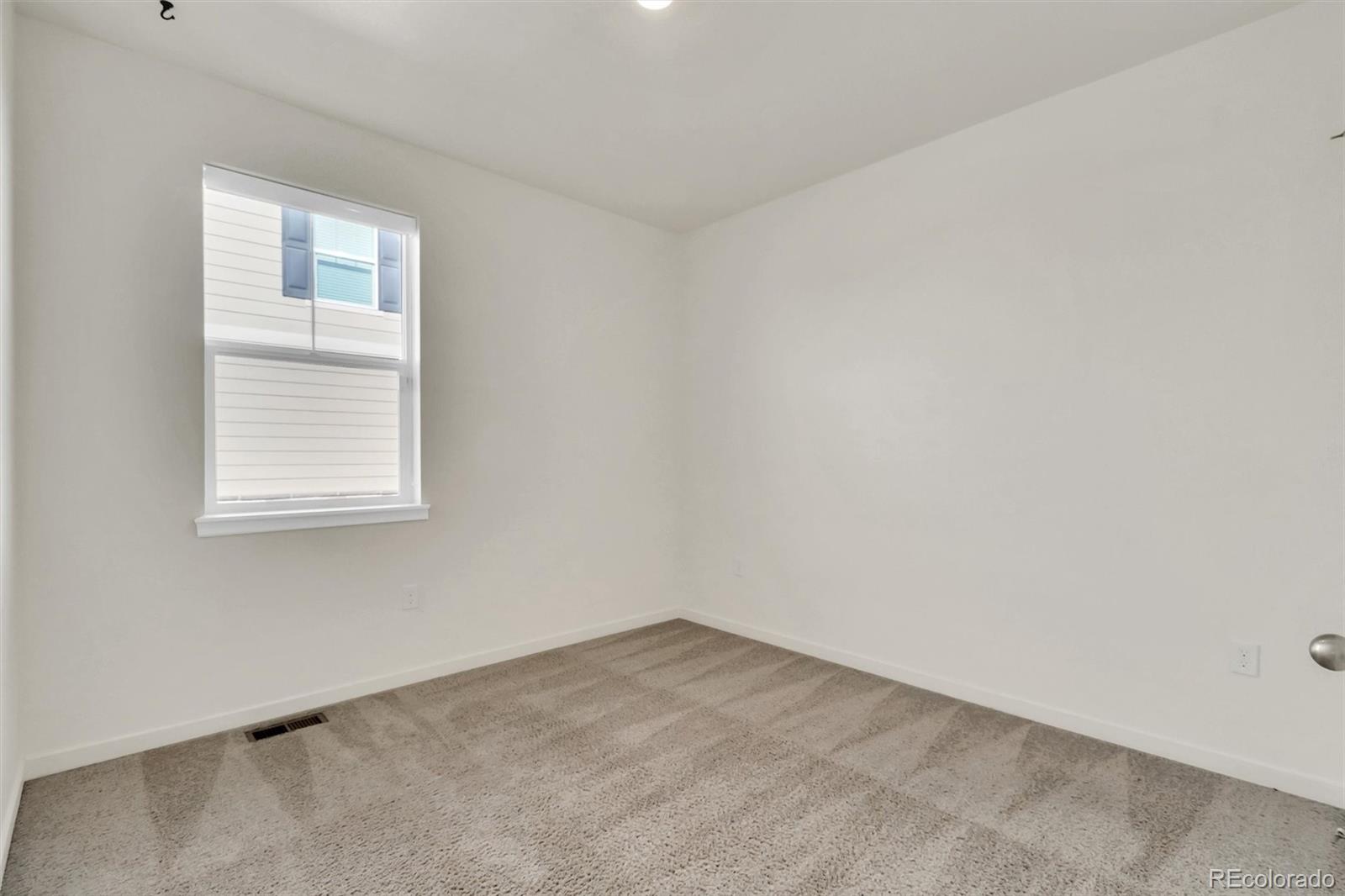 MLS Image #23 for 108 s waterloo street,aurora, Colorado