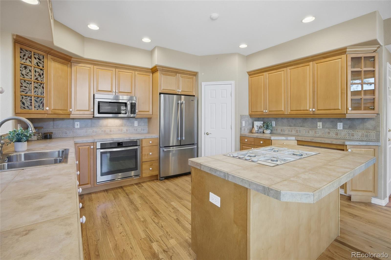 MLS Image #10 for 5  cap rock way,colorado springs, Colorado