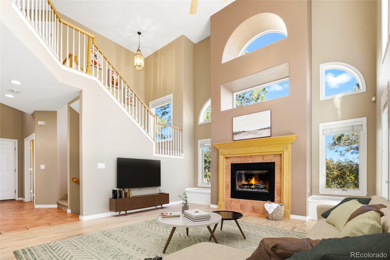 MLS Image #15 for 5  cap rock way,colorado springs, Colorado